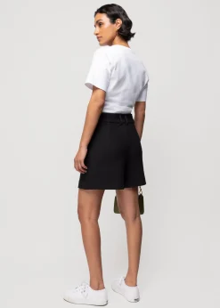 Vanilia Struc Short<Vrouw Basics